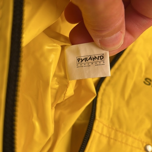 Mickey’s Stuff for Kids yellow Mickey Mouse vintage rain jacket - Picture 5 of 9